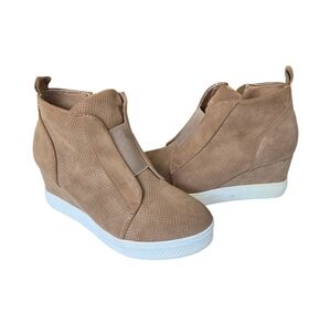 Tan wedge sneakers
